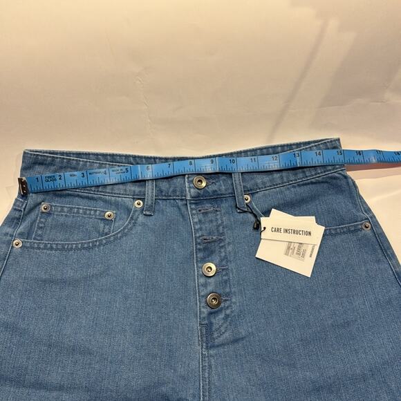 Jack by BB Dakota NWT High Rise Button Fly Denim Shorts. - Picture 6 of 10